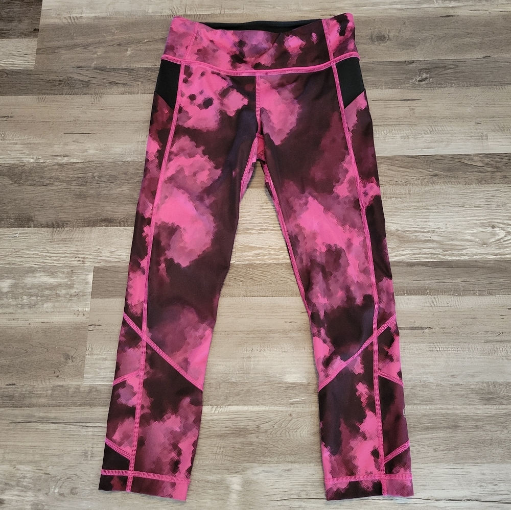 Lululemon Pace Rival Crop *Full-On Luxtreme Size 4